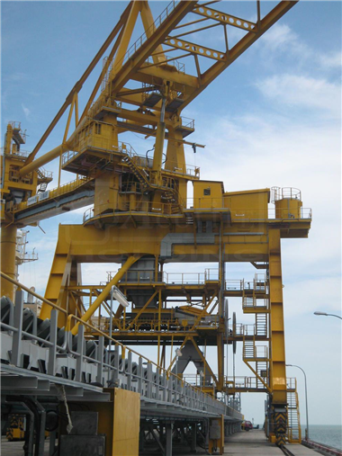 Registered Lifting and Structure